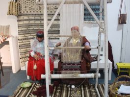 Tizi-Ouzou : La 14e édition de la Fête du tapis d’Ath Hicham du 11 au 15 août prochain
