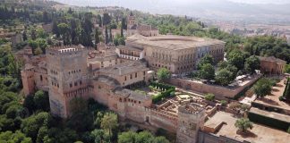 Évacué après un nouveau séisme: À Grenade, le palais de l’Alhambra, n’a subi que des dégâts mineurs, selon une première inspection