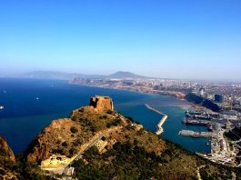 Saison touristique en Algérie: Ruée record sur les hôtels dans 14 wilayas littorales