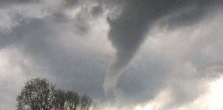 France: Une tornade dévaste un village et fait 41 blessés