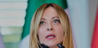 Italie: Giorgia Meloni bat un record de longévité et lance sa campagne pour 2027