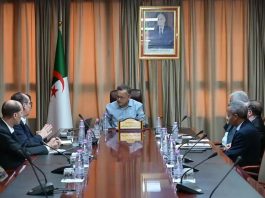Enseignement Supérieur: Baddari rencontre le chercheur Smaine Zeroug