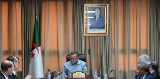 Enseignement Supérieur: Baddari rencontre le chercheur Smaine Zeroug