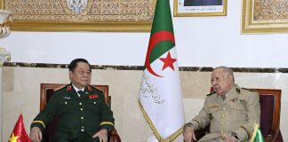 Audience: Chanegriha reçoit le directeur du département général de la politique de l’Armée populaire vietnamienne