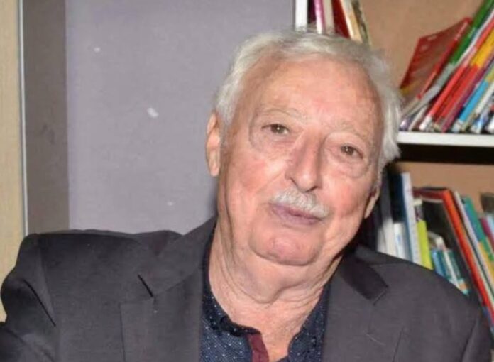 Tizi-Ouzou : le chanteur kabyle Athmani s’éteint à 81 ans