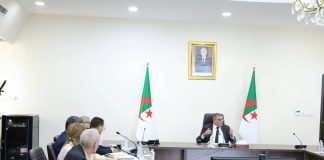 Travaux publics: Djellaoui préside une réunion de coordination consacrée au suivi des projets autoroutiers