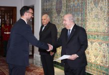 Le président de la République reçoit les lettres de créance de six nouveaux ambassadeurs