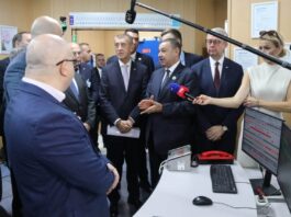 Algérie – République tchèque: Le Premier ministre Andrej Babiš en visite sur les installations du tramway d’Alger