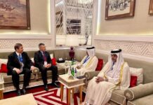 Algérie – Qatar: Omar Rekkach s’entretient avec le président de la Chambre de commerce qatari